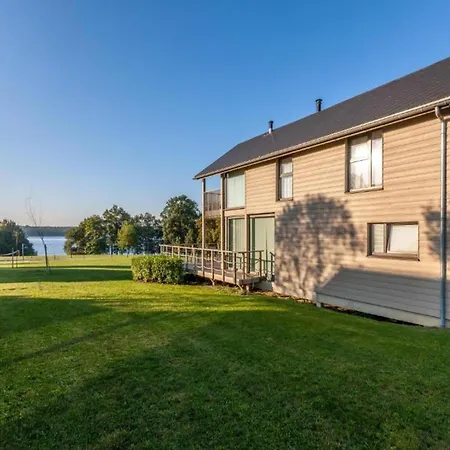 Elegant For 8 Guests *