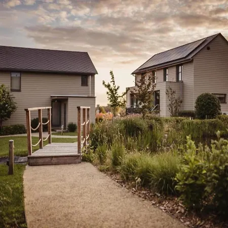 Elegant For 8 Guests *